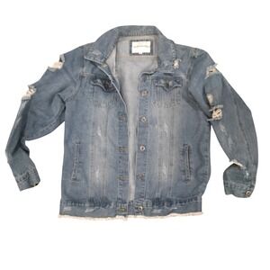 The Style Between Us Distressed Denim Jacket XL Light Wash Raw Hem Trucker